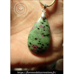Rubis zoisite