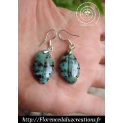 Jaspe bleu ou "turquoise "...